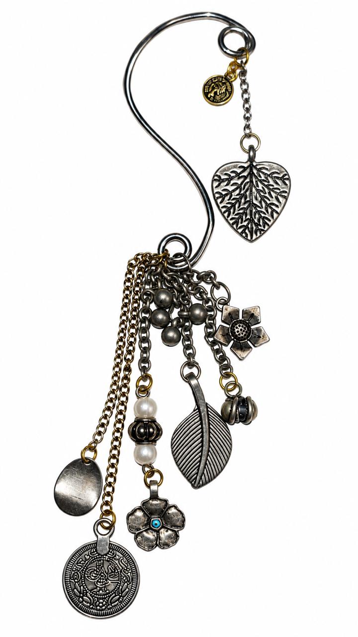 Silver Wire Ear-Cuff 01